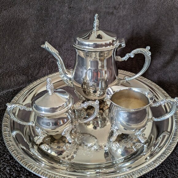 CHILD'S SILVER-PLATE TEA SET - Picture 1 of 4